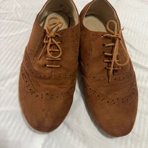 Women’s flat Brown Suede Wingtip Oxford Shoes